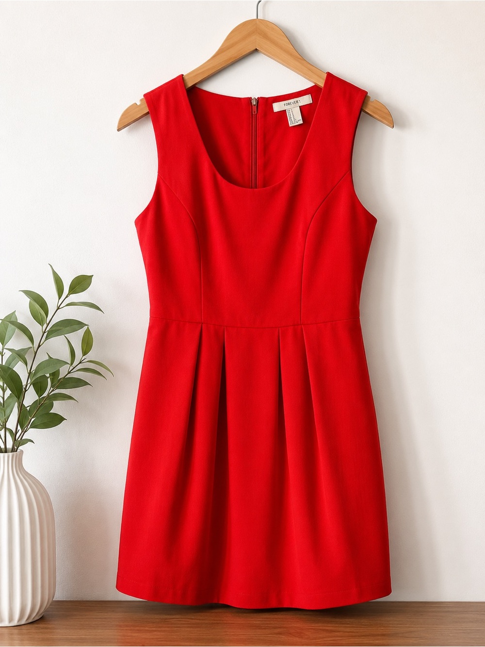 Forever 21 Red Sleeveless Sheath Dress